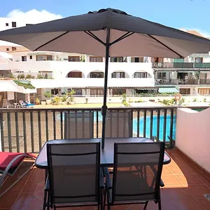 https://apartment-parque-royal-1.in-canary-islands.com